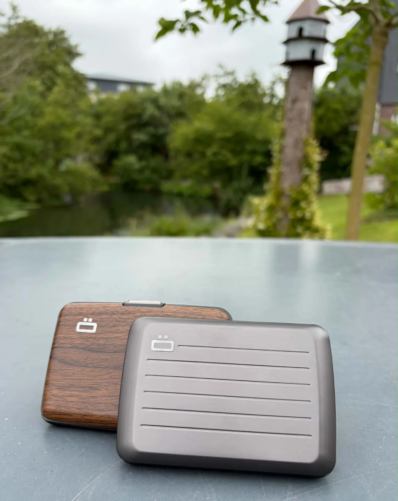 Porte-cartes aluminium Ögon Design chez Evasion à Eu