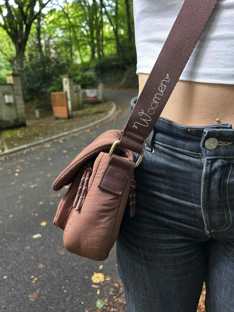 Sac banndouliére Woomen Vegan disponible chez Evasion Eu