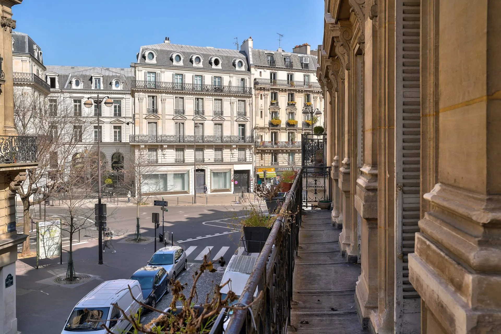 A vendre 6 pièces avec balcon Paris 75009