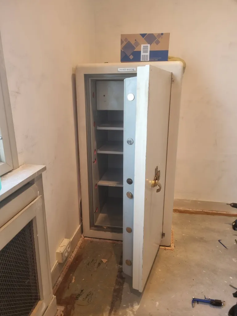 ouverture du coffre-fort de Merville réalisée par un spécialiste