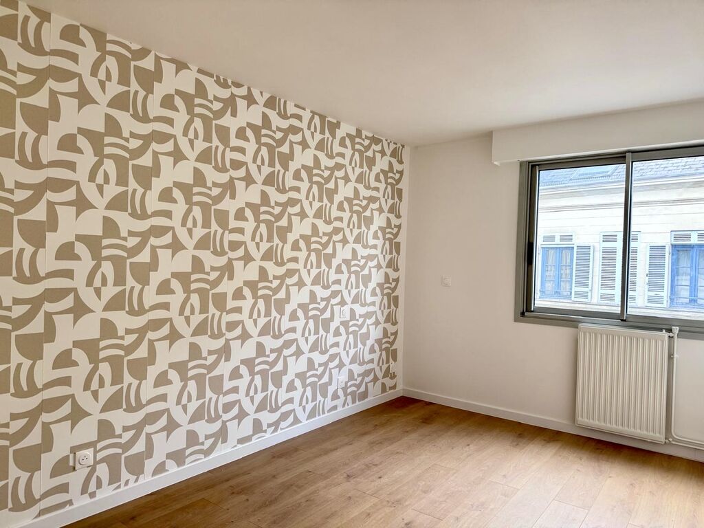 Bel appartement rénové F3-Hyper centre, Place Henry IV