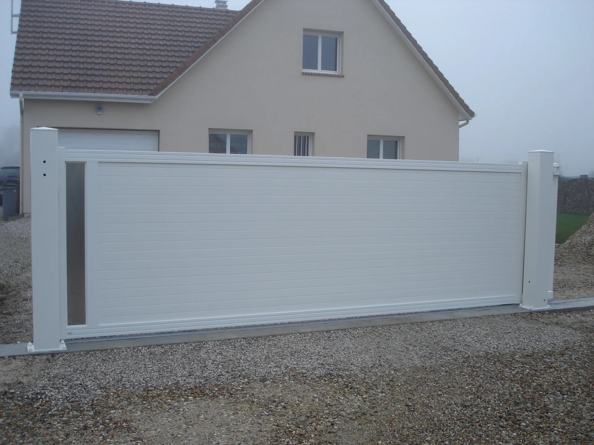 Vente de portail Aluminium coulissant