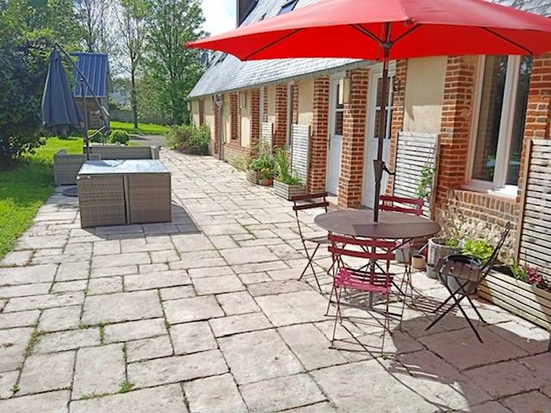 A VENDRE SAINT PIERRE EN PORT