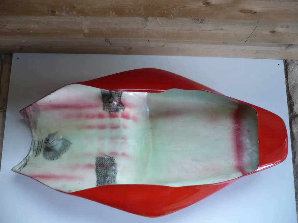 COQUE AR MONOPLACE POUR CBR1000RR 04/07 le havre garage moto épouville