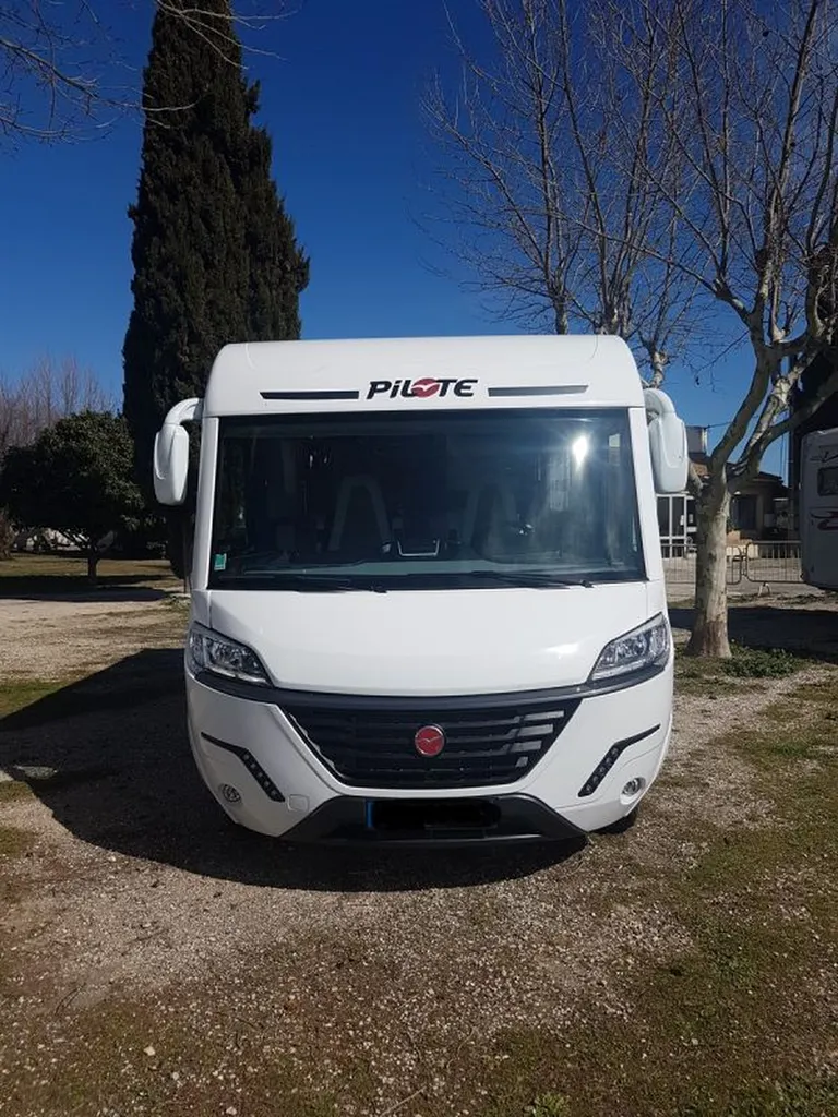 PILOTE GALAXY G600L COURT A LANCON DE PROVENCE 13680