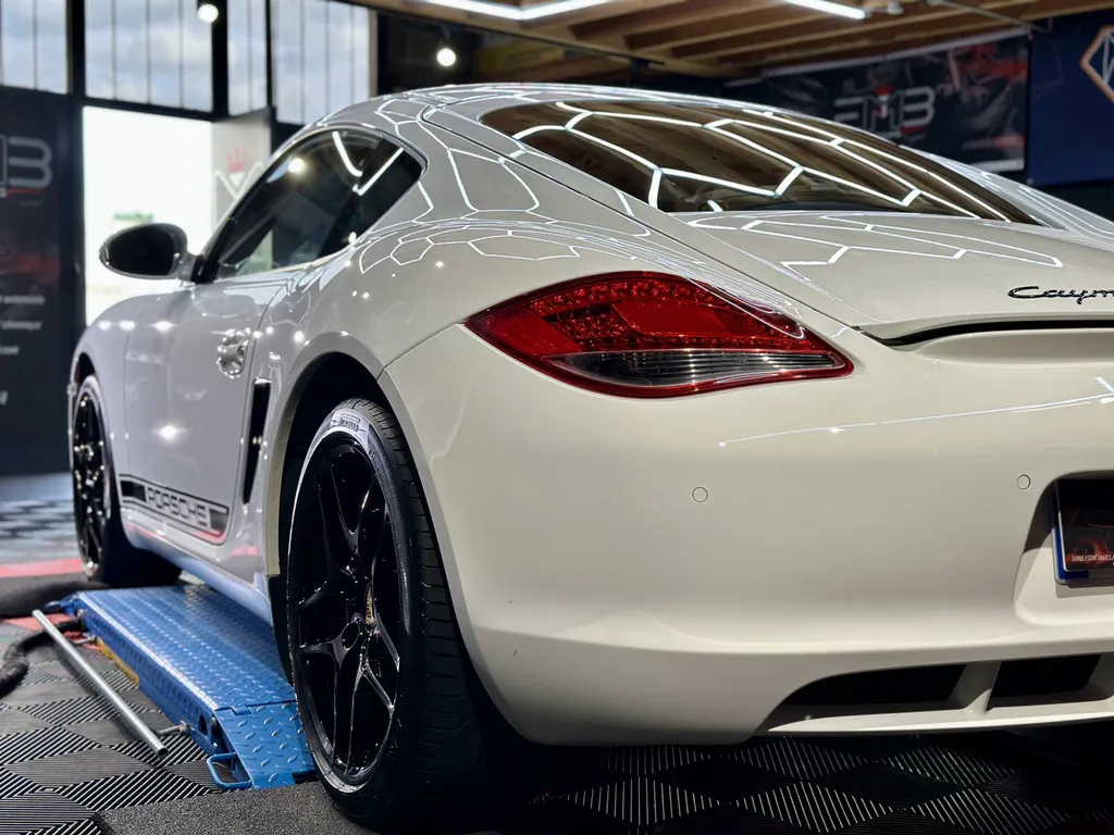 Detailing spécialiste Porsche PPF et traitement céramique sur Vaugneray proche Ecully 