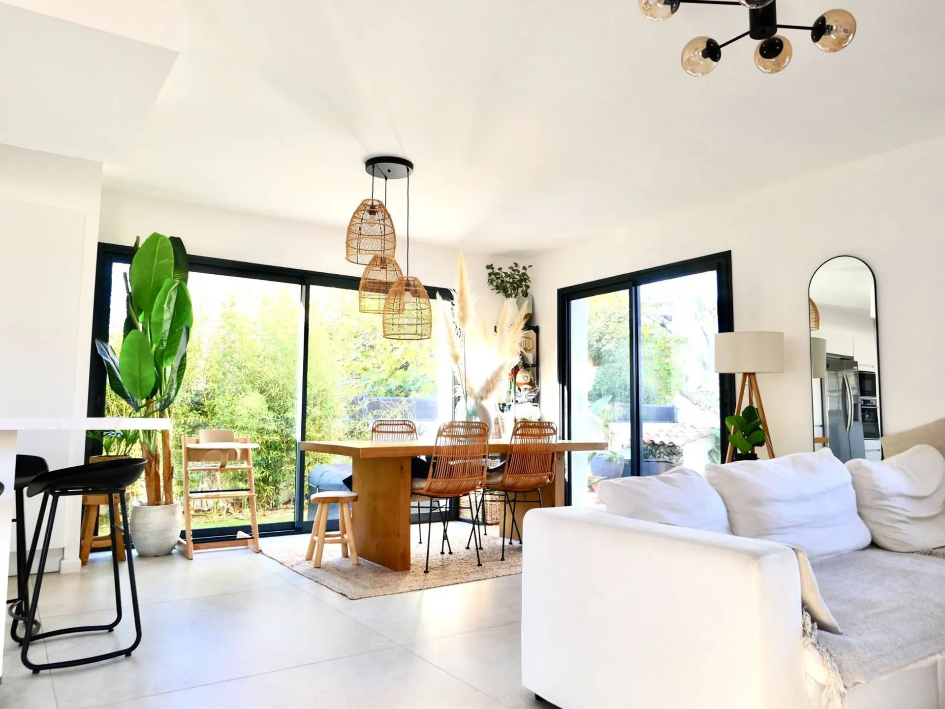 Maison T4 Saint Cyr sur Mer  avec piscine et garage à proximité immédiate de toutes les commodités