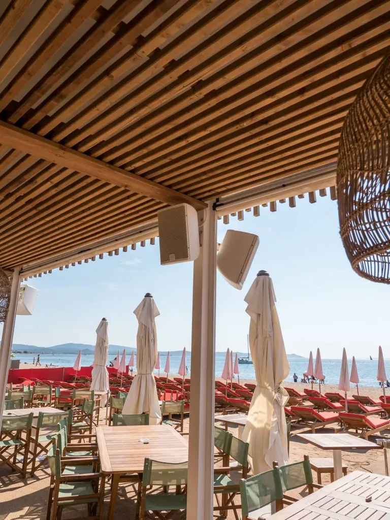 Installation sonorisation au restaurant le SAO PRAIA à Hyères Var 83