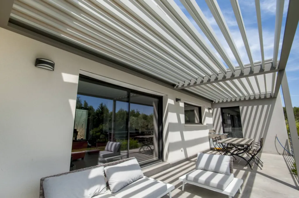 store sur mesure étanche salon de provence