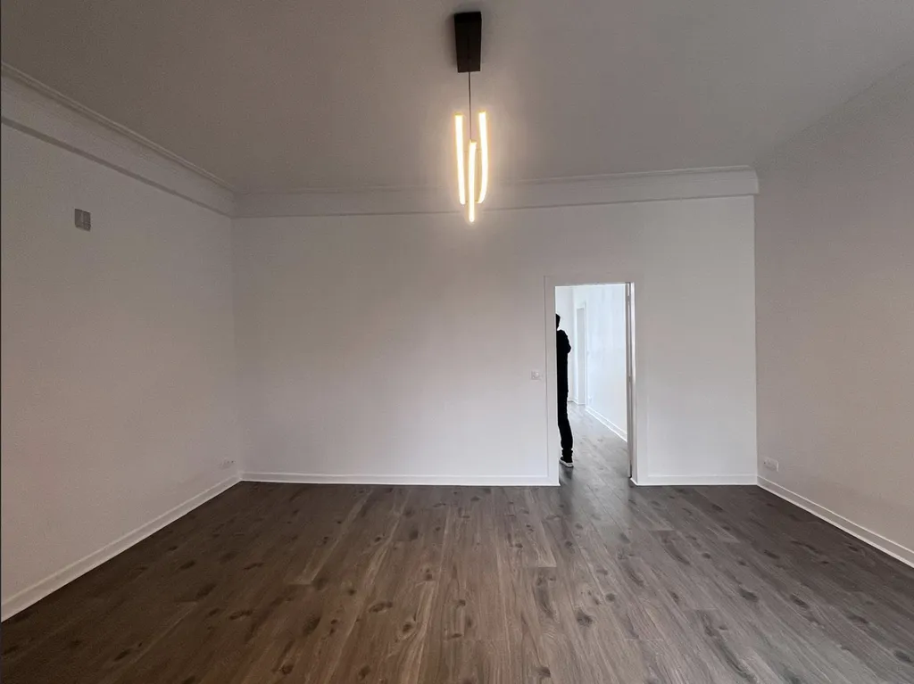 Location - Bureau 105 m², Rambuteau - Beaubourg, Rue Saint-Martin 75003 PARIS