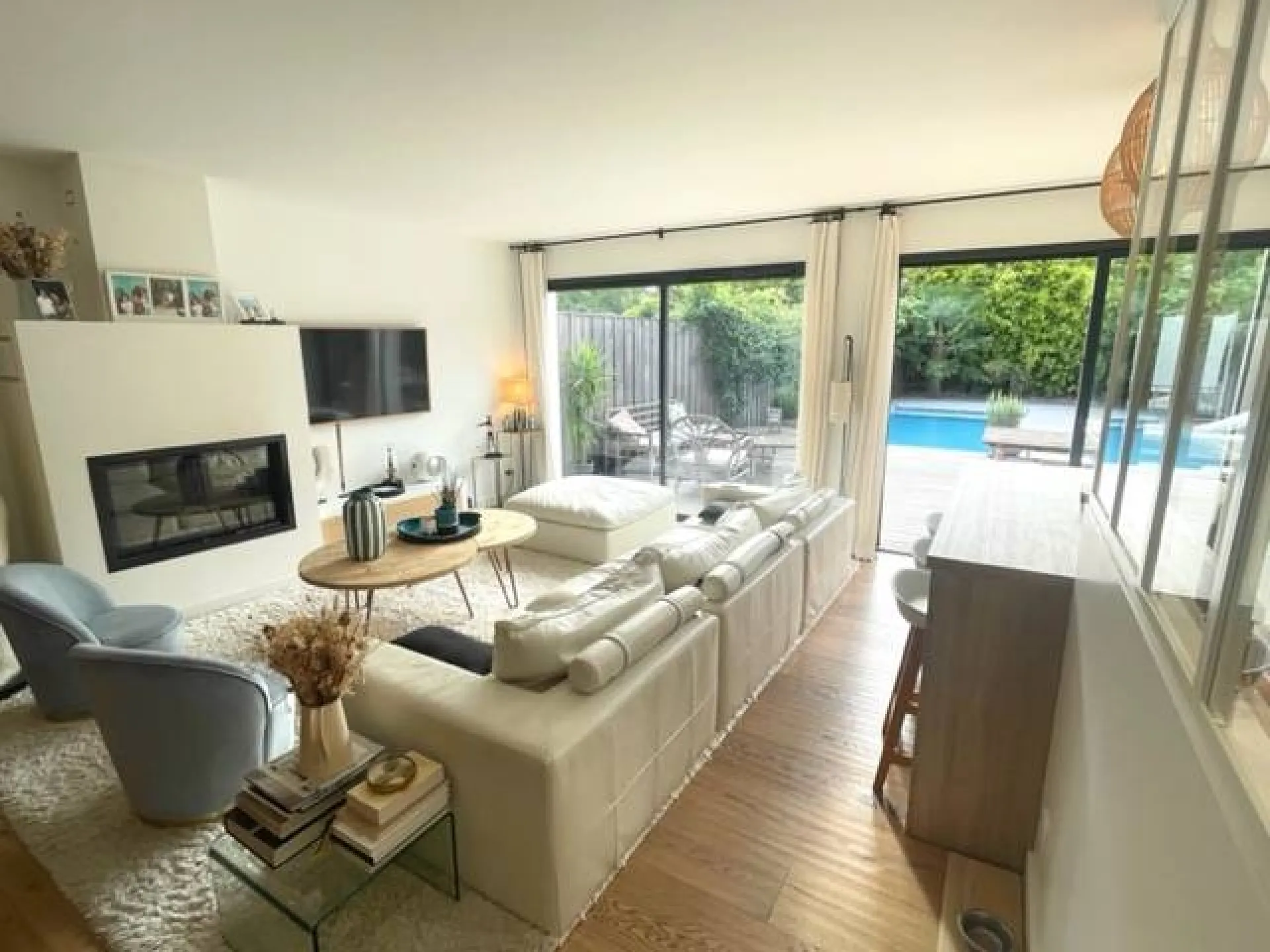 Salon lumineux maison récente Bordeaux Caudéran