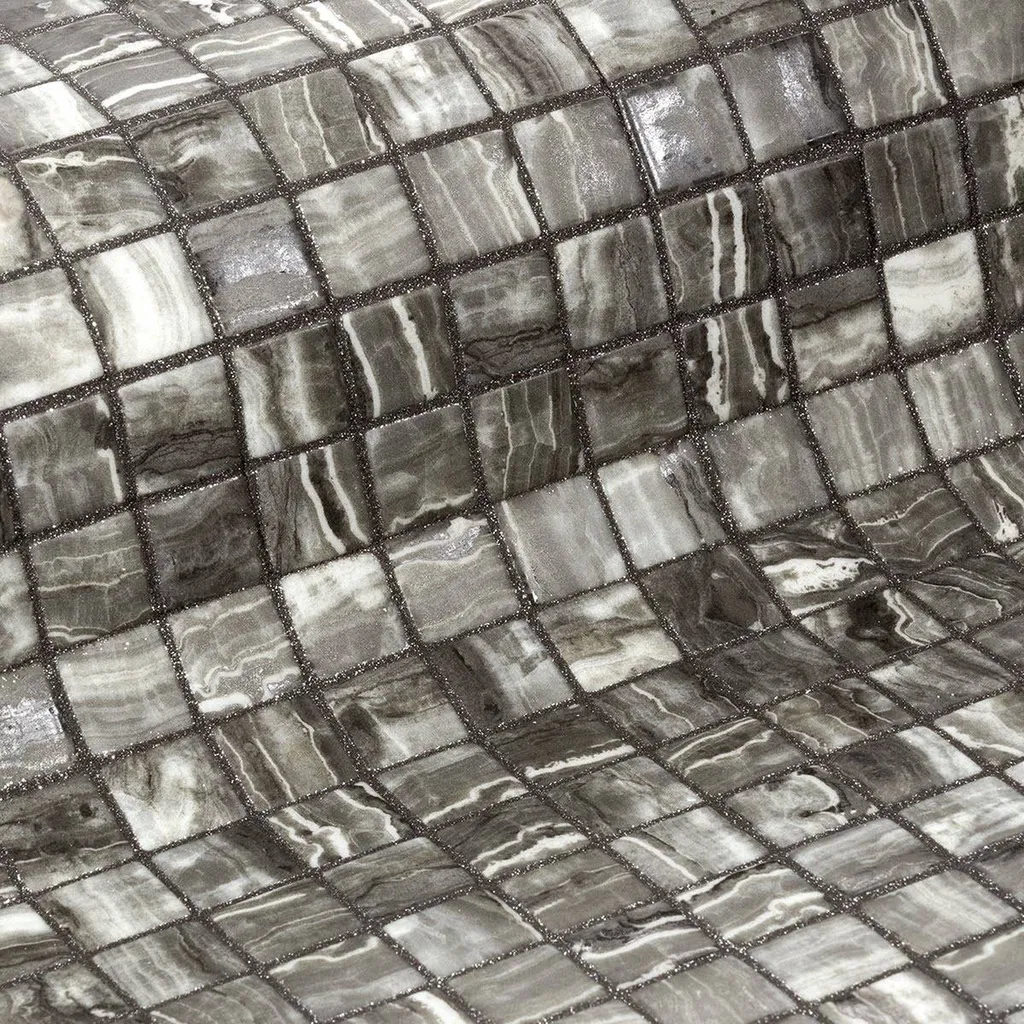 UNE PISCINE MODERNE - MOSAÏQUE TIGRATO