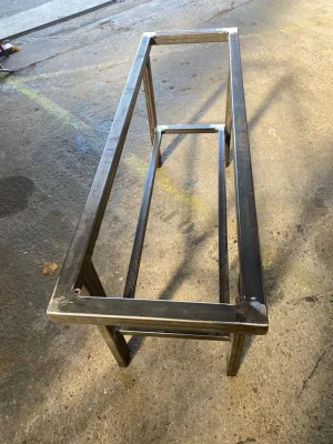 FABRICATION MEUBLE TV ACIER METALLIQUE SUR MESURE  A HABILLER AVEC DU BOIS A MARTIGUES 