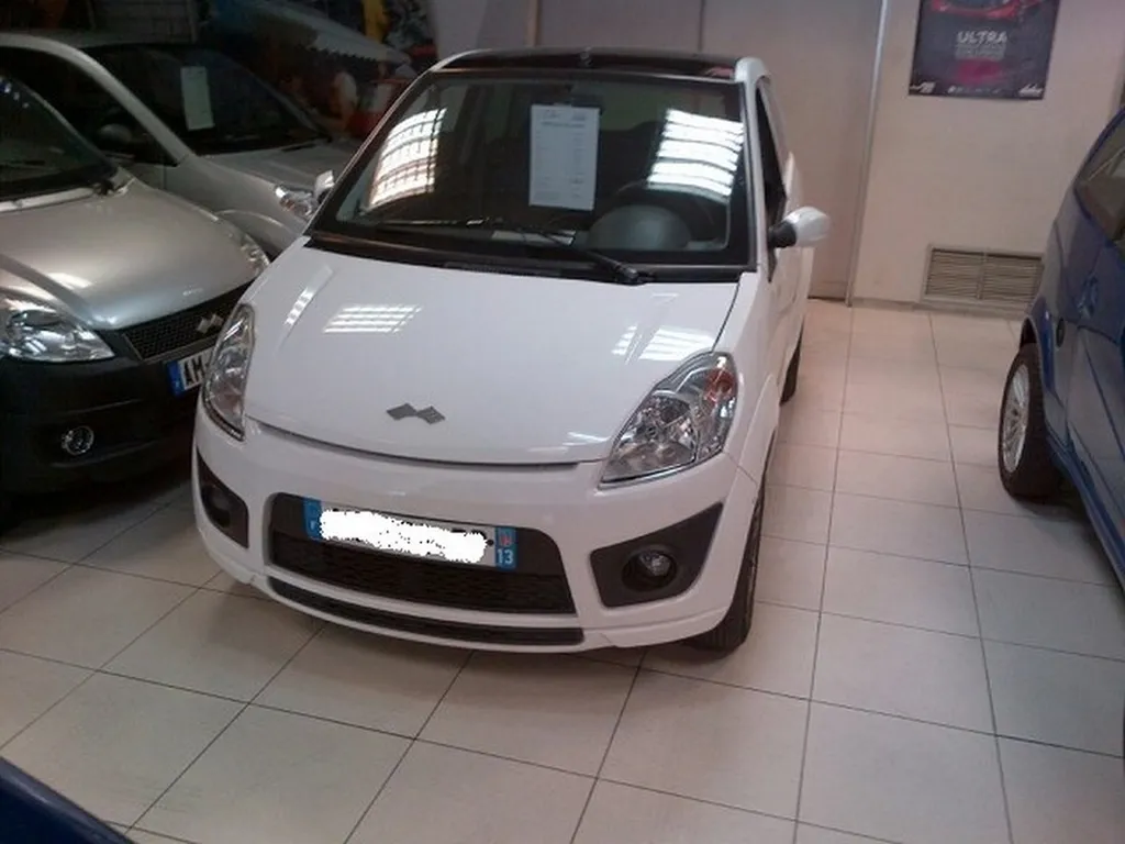 Voiture sans permis occasion Marseille Ligier IXO META DCI Année 2010