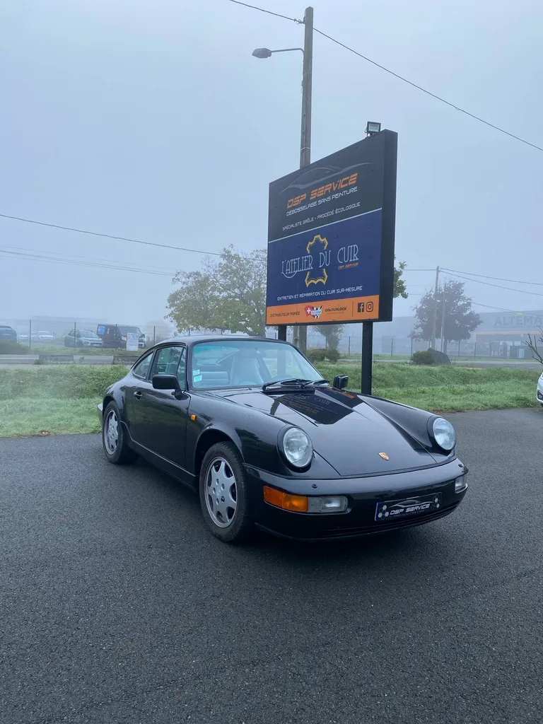 Rénovation intérieure complète d'une Porsche 911 type 964, à Le Mans (72)