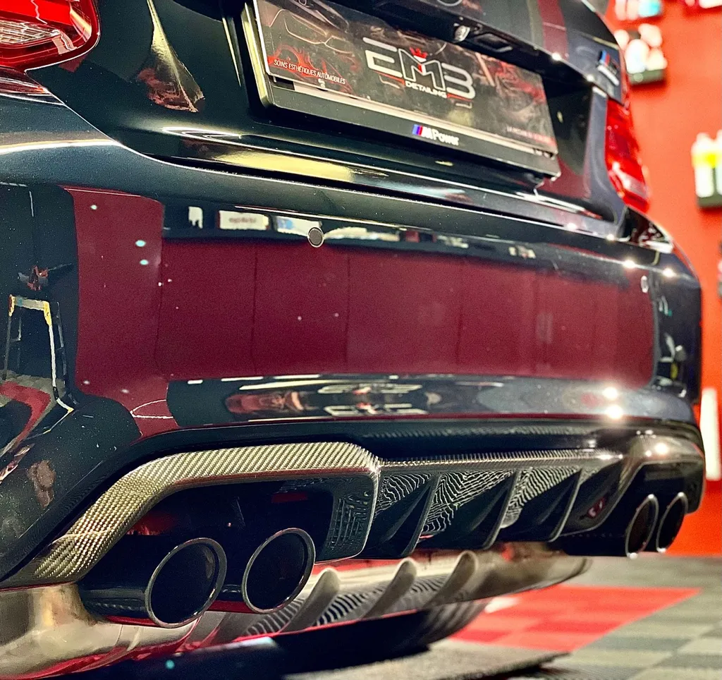 Protection carrosserie Lyon Bmw M2 compétition traitement céramique protection carrosserie PPF 