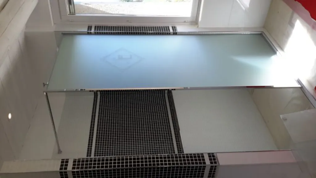 Pare douche décoratif en verre trempé sur Cornillons confoux et pertuis 