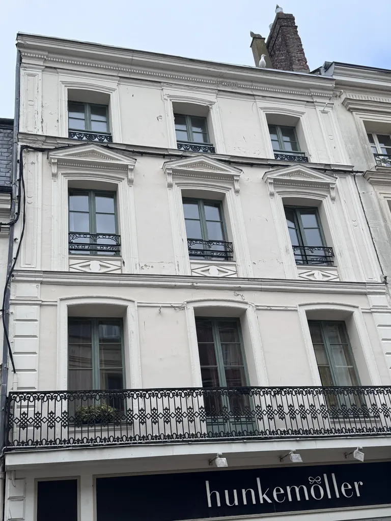 Dieppe centre immeuble de rapport rare six appartements avec terrasses revenus locatifs immédiats fort potentiel investissement rentable