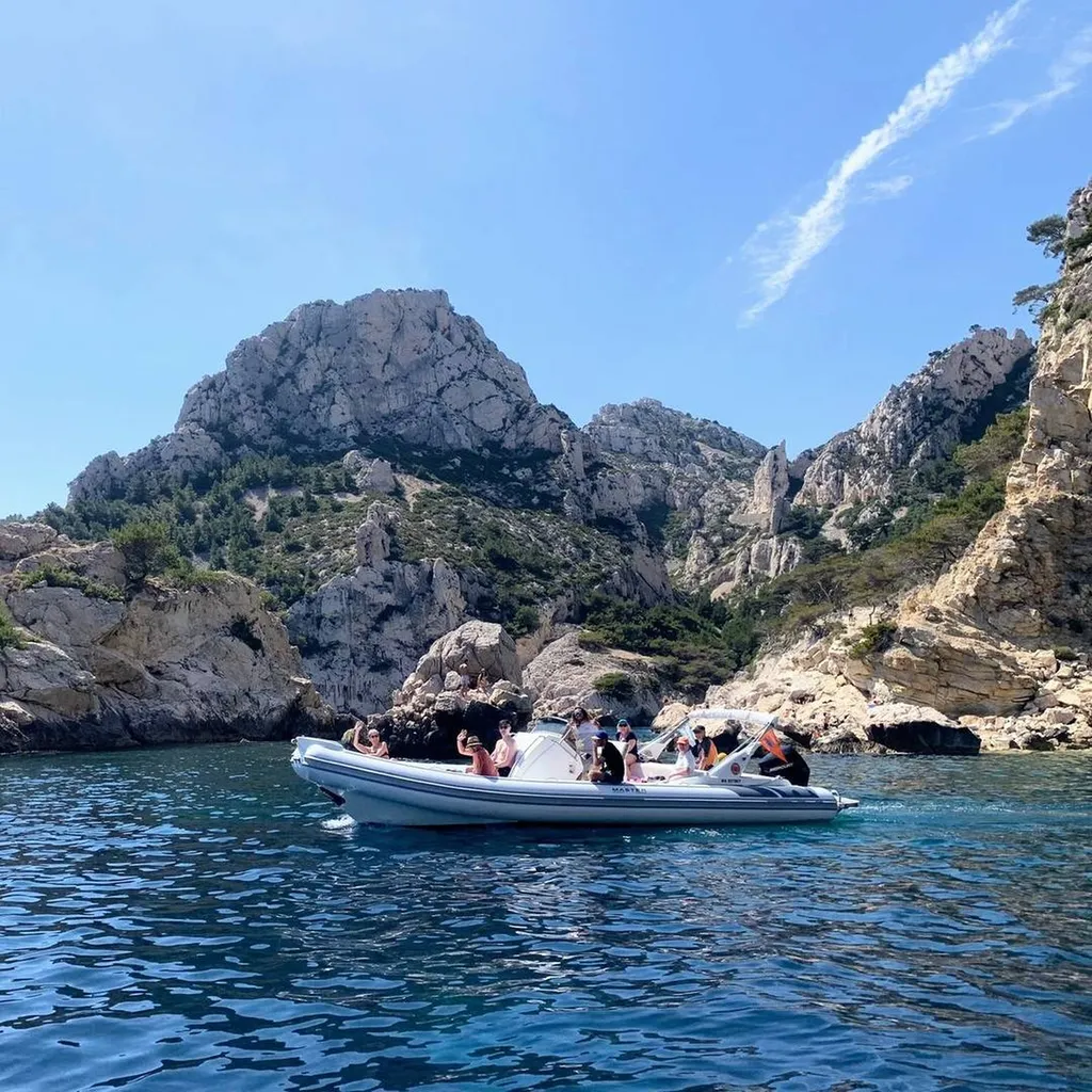 Exploration maritime et convivialité : plongez au cœur de notre visite partagée avec l'Eden Boat