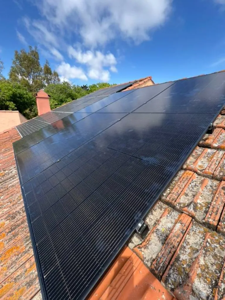 Devis offert pour l'installation de vos panneaux solaires TrinaSolaire à partir de 6 990€ à La Ciotat