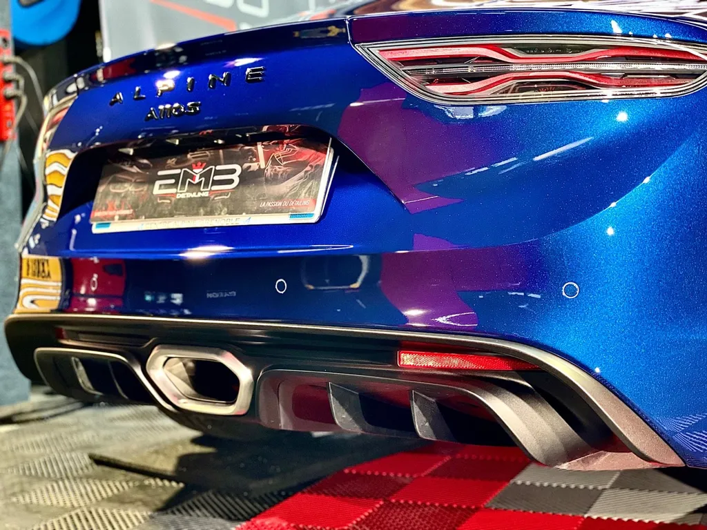 Protection PPF Renault alpine et traitement céramique carrosserie Lyon 