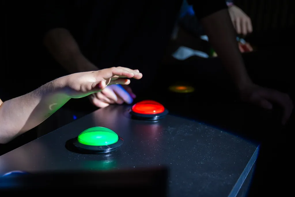 IQUIZ :  quiz géant ambiance jeu télévisé à Rouen