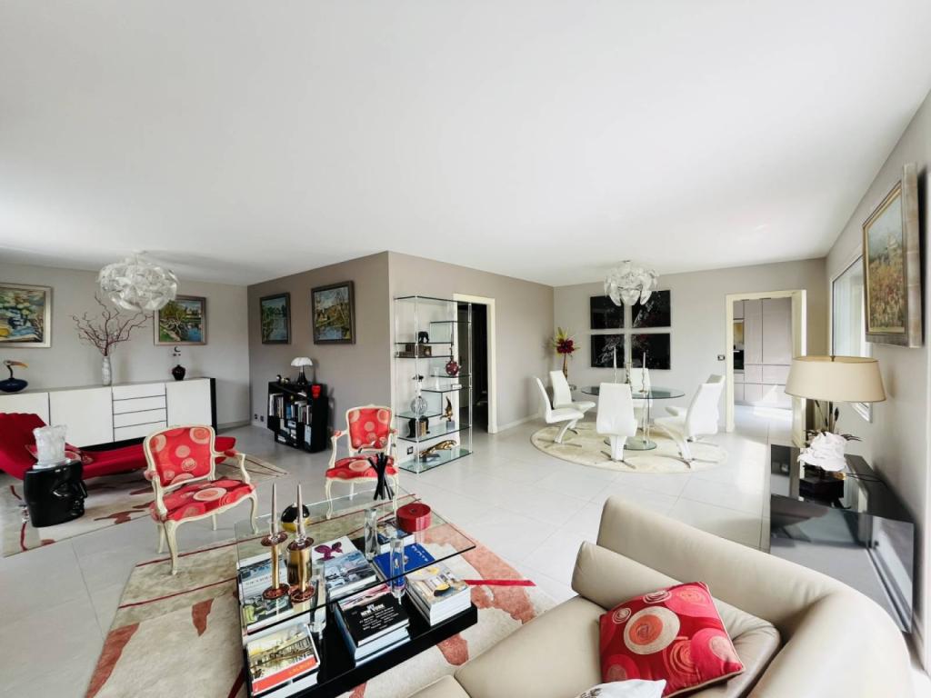 Maison Mont Saint Aignan 6 pièce(s) 168,94 m2 dans un environnement calme