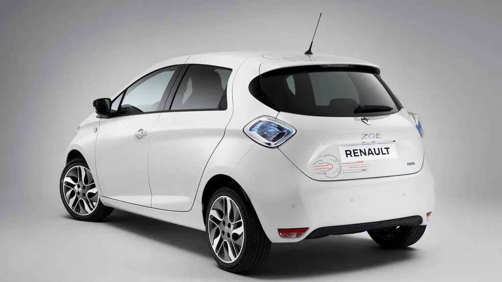 Petite voiture citadine électrique de la marque Renault, Zoé