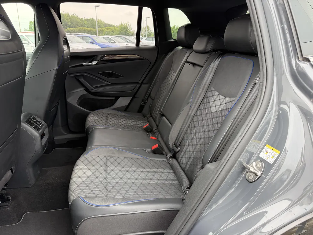 Vente Volkswagen Tiguan R-Line occasion 150ch DSG7 à La Frénaye, proche du Havre, Dieppe et Rouen en Normandie
