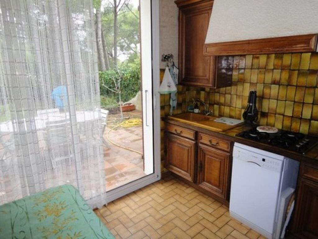  Vente logement 4 Roquefort La Bédoule avec terrain plat