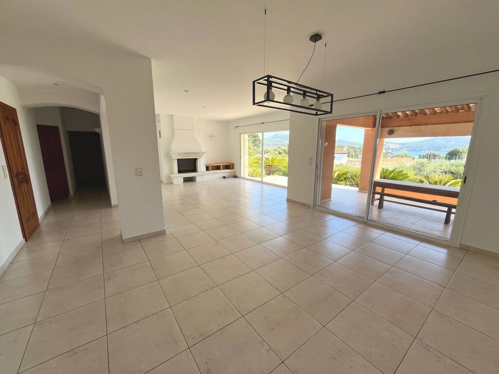 maison à vendre de plain pied saint cyr sur mer