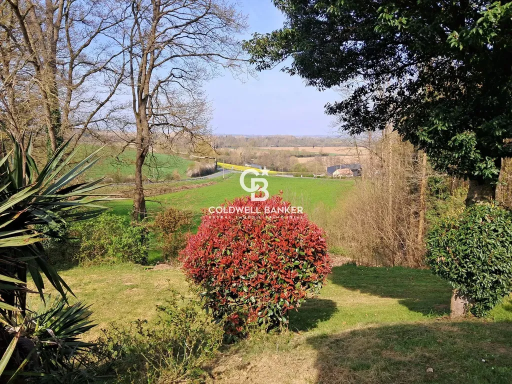 maison avec possibilité de vie de plain-pied et grand terrain proche Le Mans