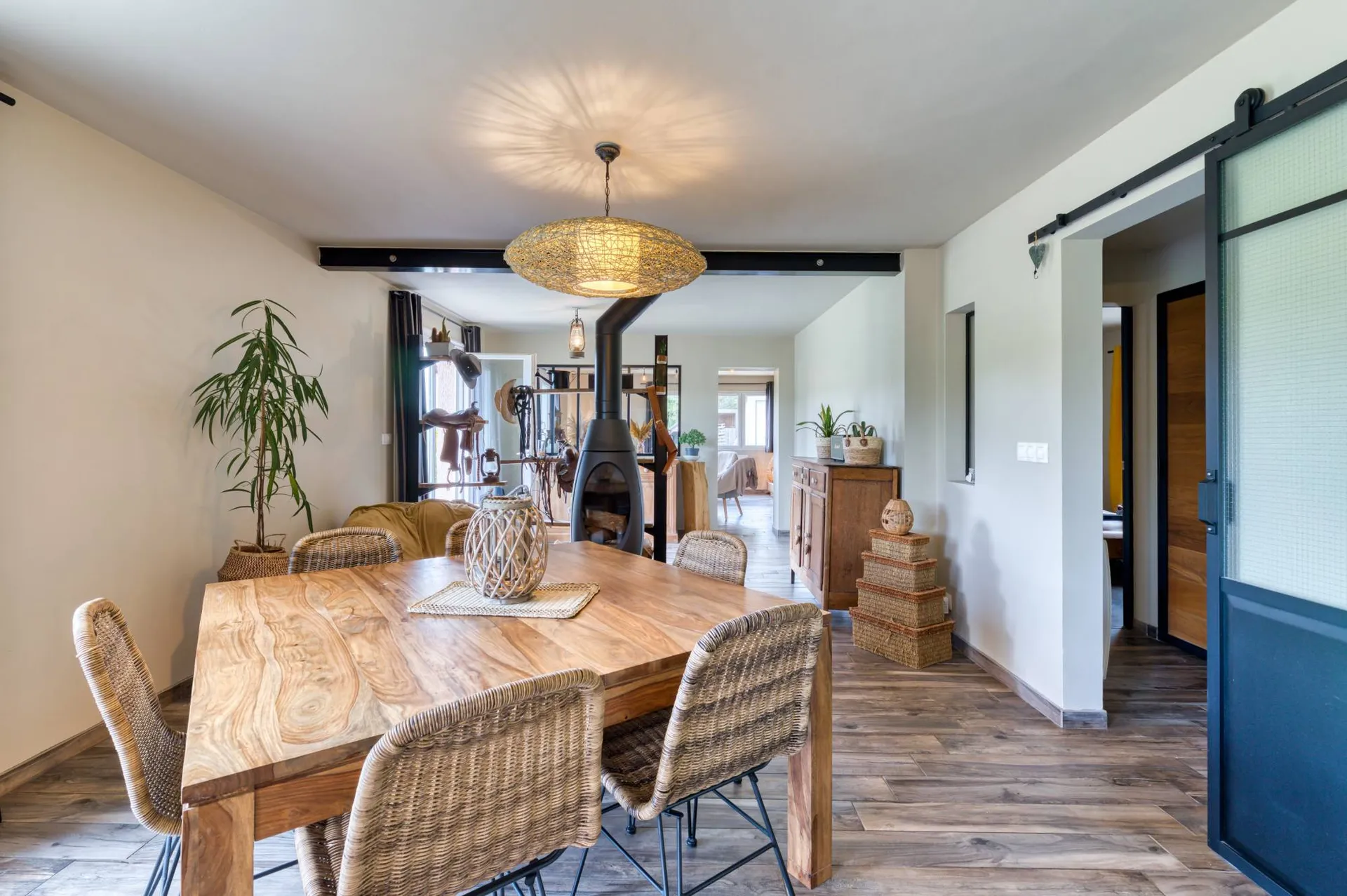 Achetez pavillon au Charme Rural Rénové avec Vue Imprenable