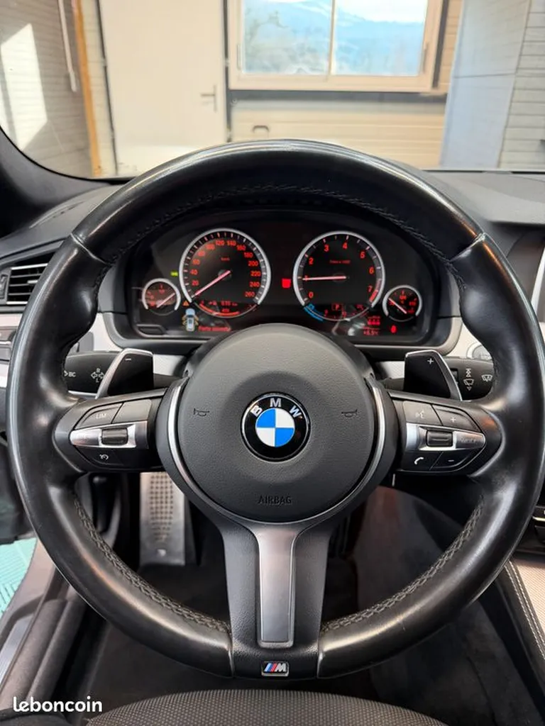 Acheter une BMW Série 5 535i 306 CHV Break avec boîte auto et siège électrique en alcantara - PACK M près de Cruseilles
