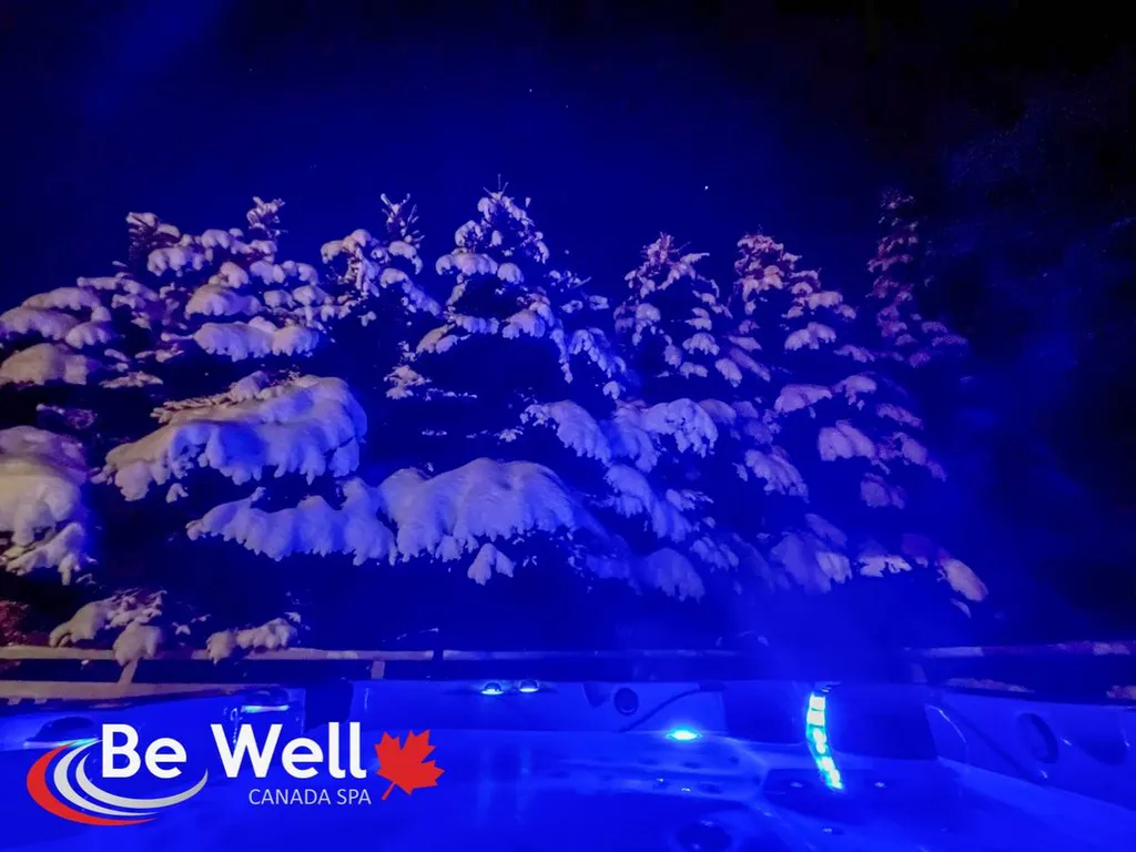 spa extérieur en vacances sous la neige alpes