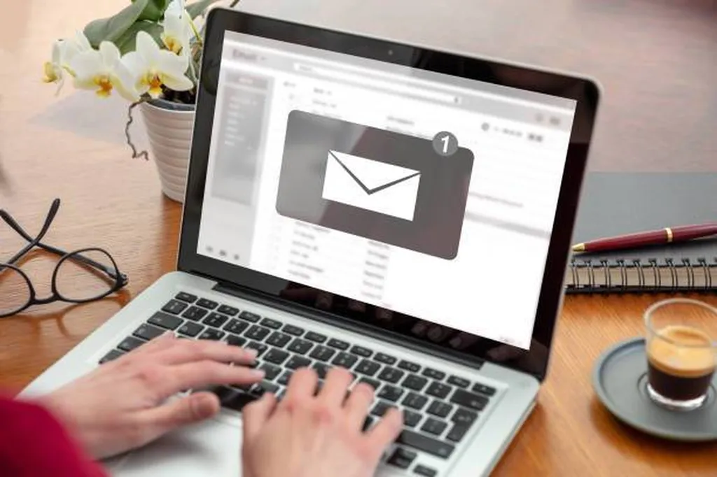 Qui contacter pour résoudre un problème de réception de mail à Aix-en-Provence ?