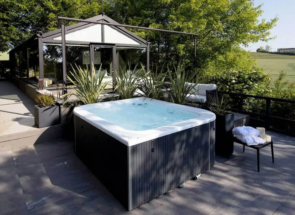 Spa Jacuzzi® Virtus™ Collection Design : l’art du bien-être inspiré par la nature