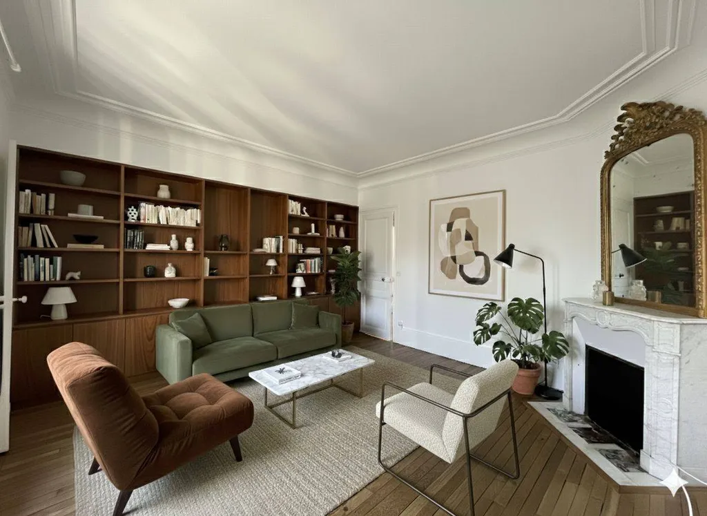 Prochainement à la vente, 3 pièces, Bécon les Bruyeres 92400