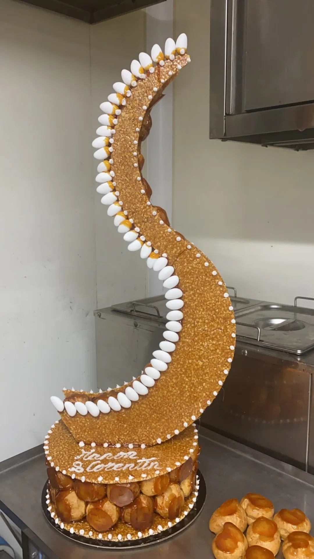 Nos pièces montées à base de choux pour mariage à villefranche sur saône