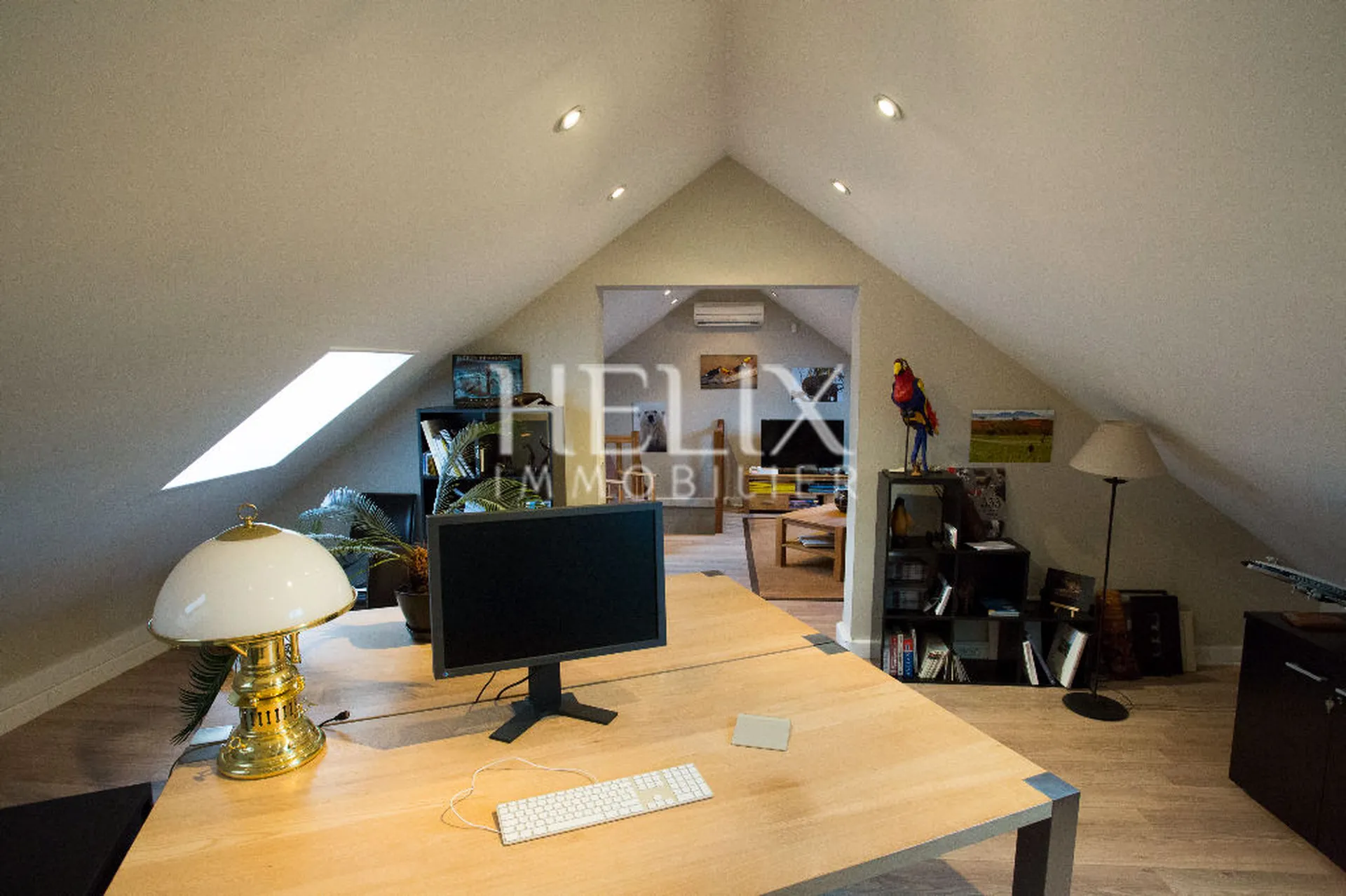 Local commercial à louer 80 M2 à Saint Nom la Bretèche