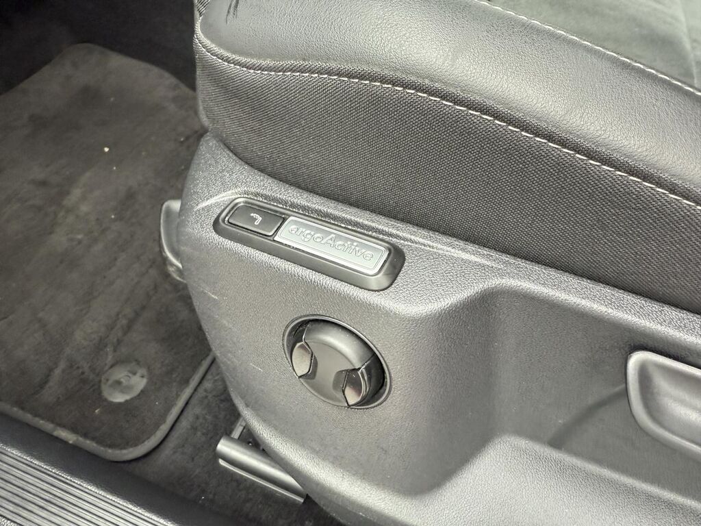 Volkswagen T-Roc occasion automatique diesel près d'Yvetôt – SUV récent faible kilométrage