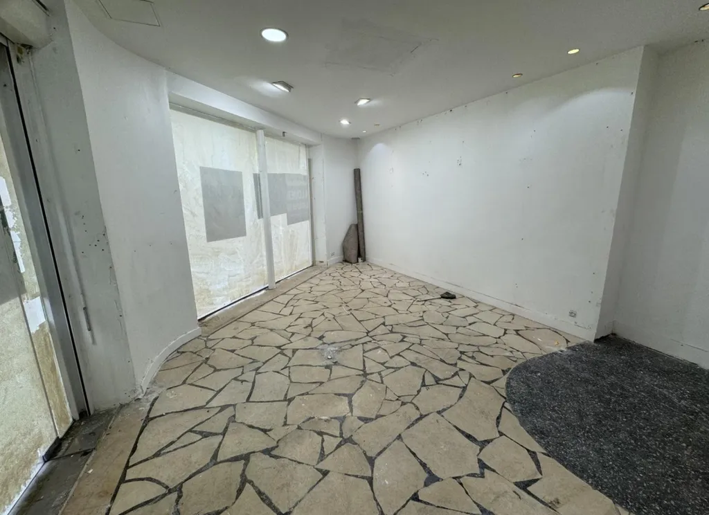 Location - Boutique 89 m², Boulainvilliers, Rue Raynouard 75016 PARIS