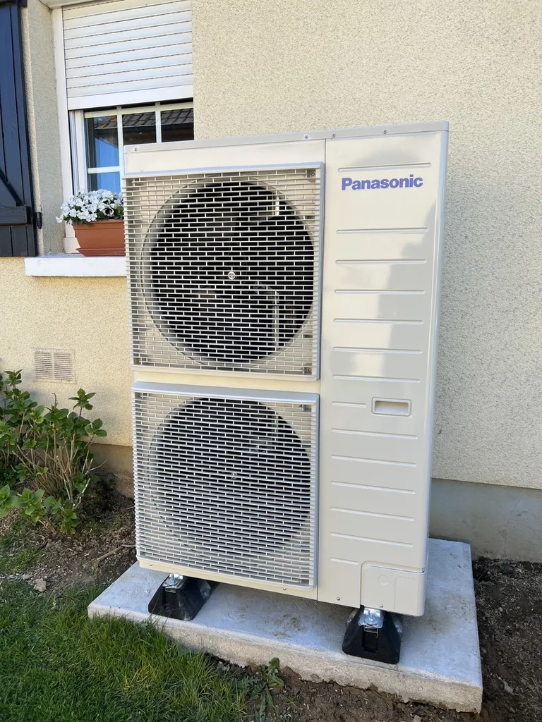 Remplacement d'une chaudière fioul par une pompe à chaleur air/eau PANASONIC à Beuzeville La Grenier