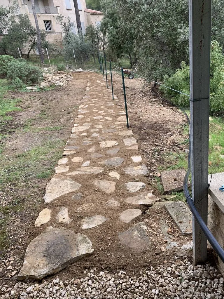 Adduction d'eau potable sur la commune des Taillades