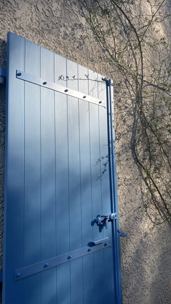 volets battants PVC et aluminium salon de provence