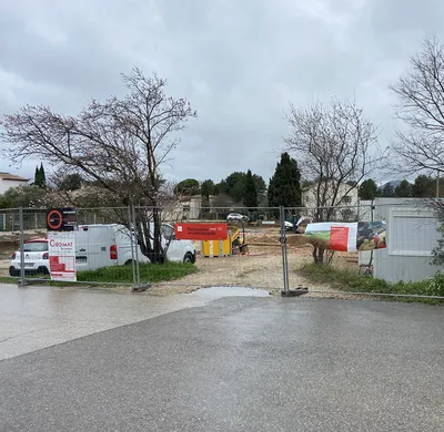 Installation d’une vidéosurveillance temporaire OMVC200 avec 5 caméras et centrale GSM/IP, télésurveillance 24h/24 à Gémenos 13420