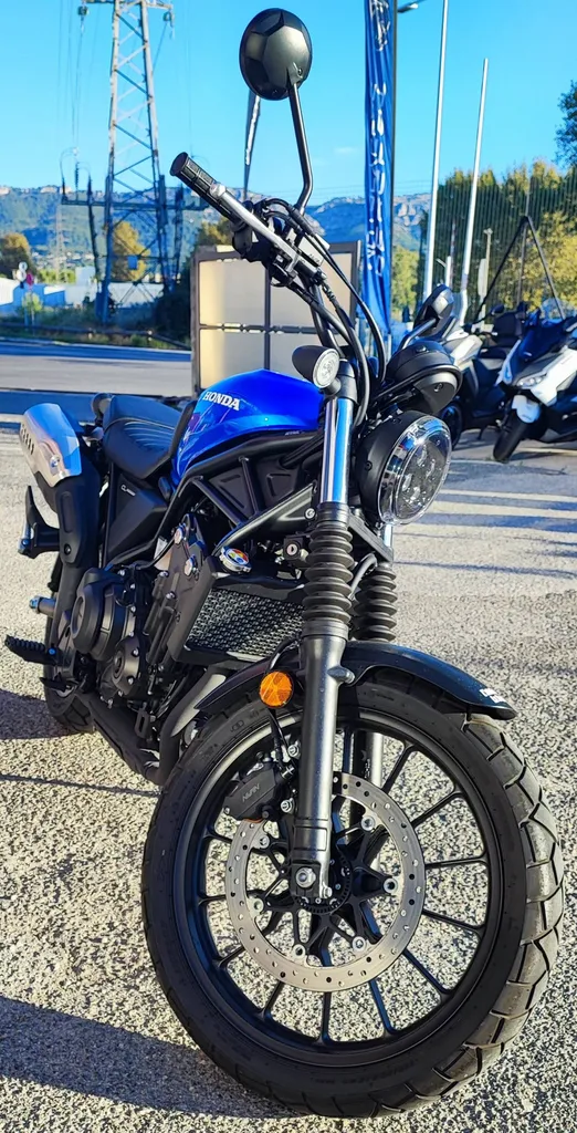 HONDA CL 500 du 03/2024 avec 900 KM