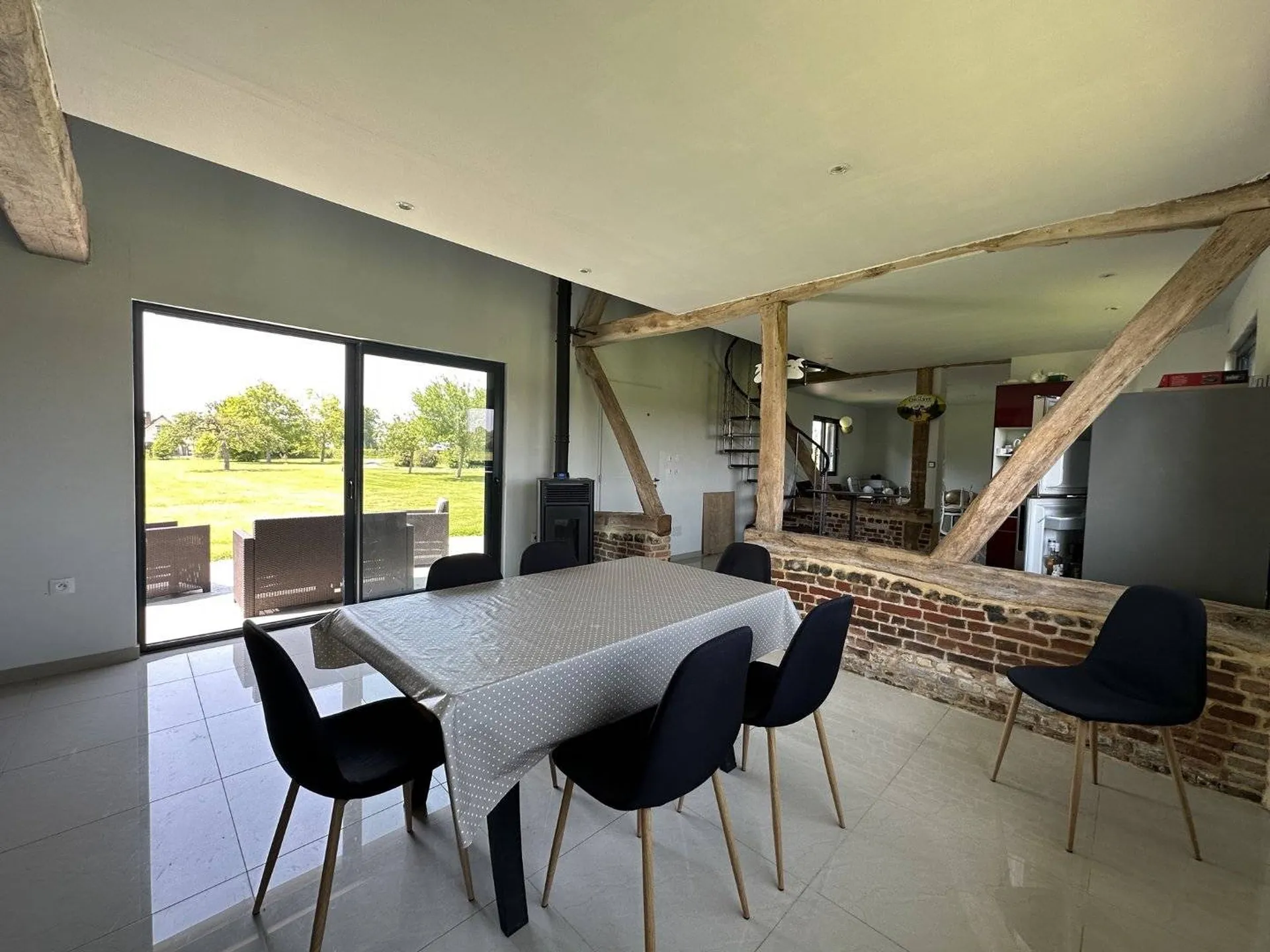 A vendre avec la possibilité de développer une activité de gîte, chambres d'hôtes