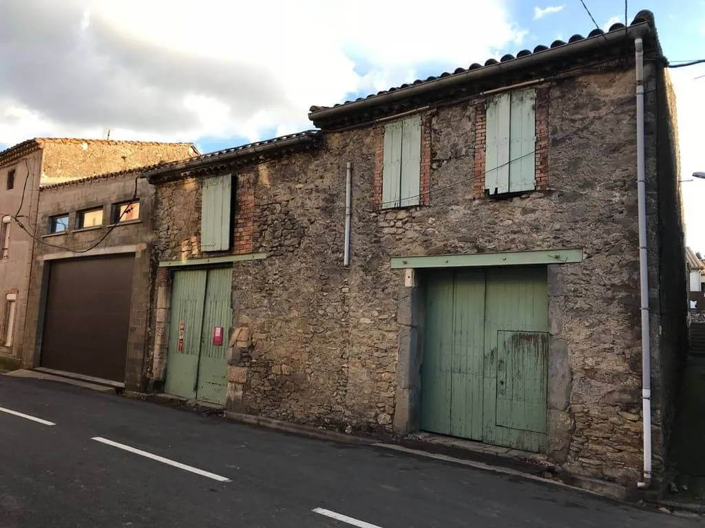 Cave viticole vue de droite (avant travaux)