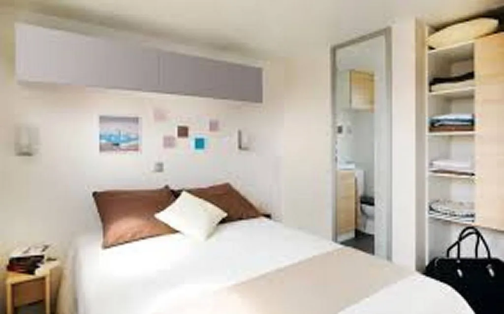 location de mobil home 3 chambres climatisé avec télévision en camping bord de mer à Vias plage proche de Mèze